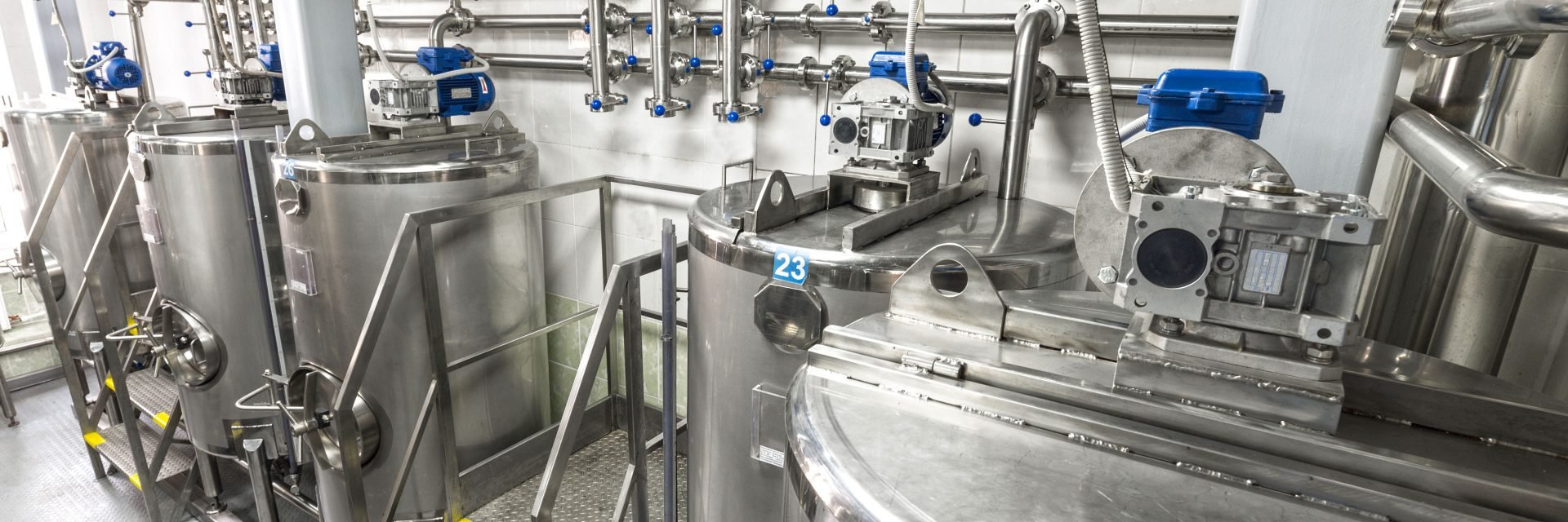 Stainless steel liquid mixing equipment, an important scale up consideration