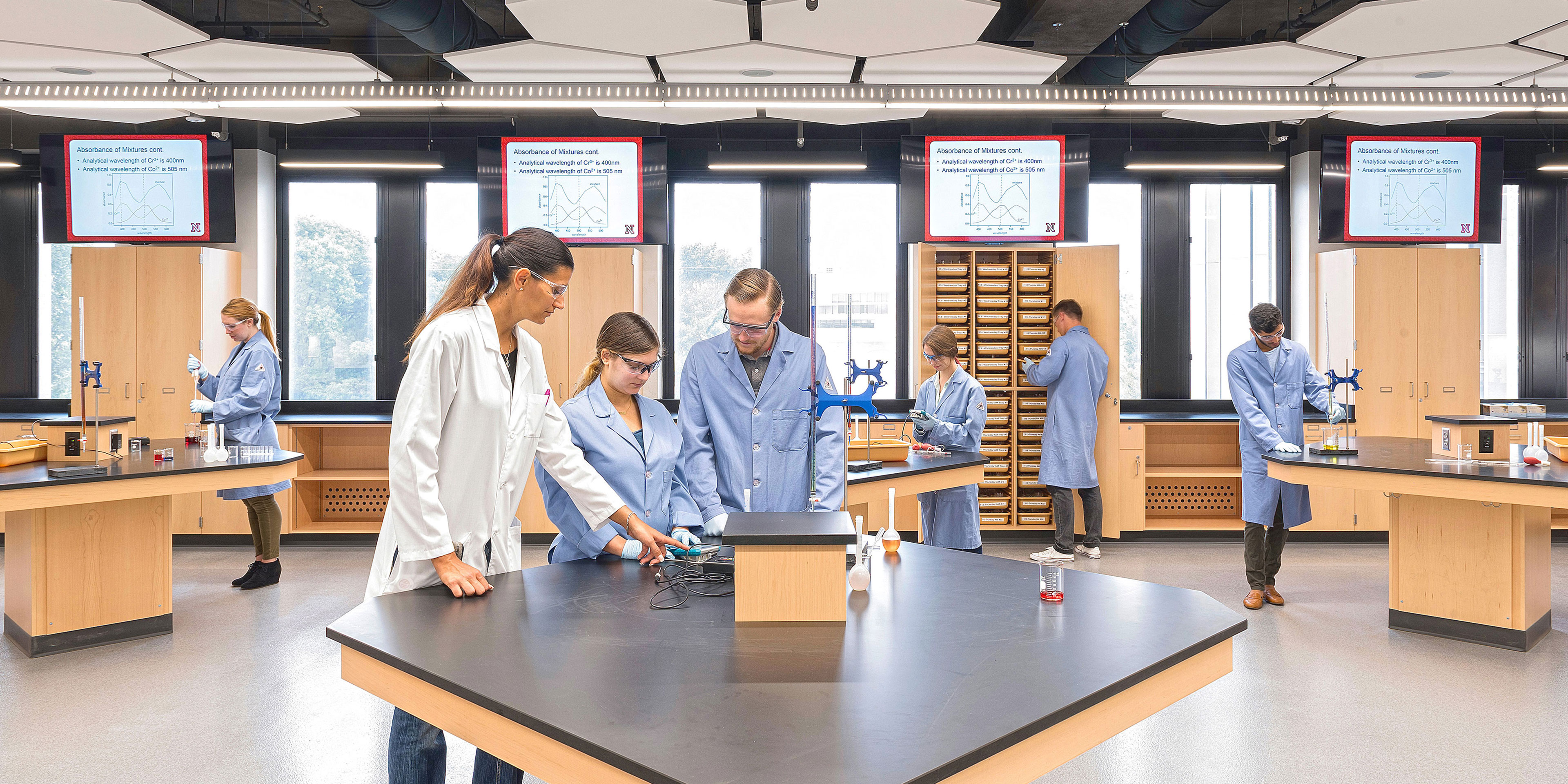 5 design concepts for teaching lab success CRB