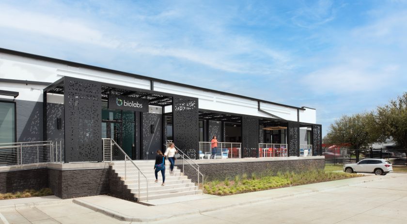 Exterior of a coworking lab facility in Dallas with contemporary design