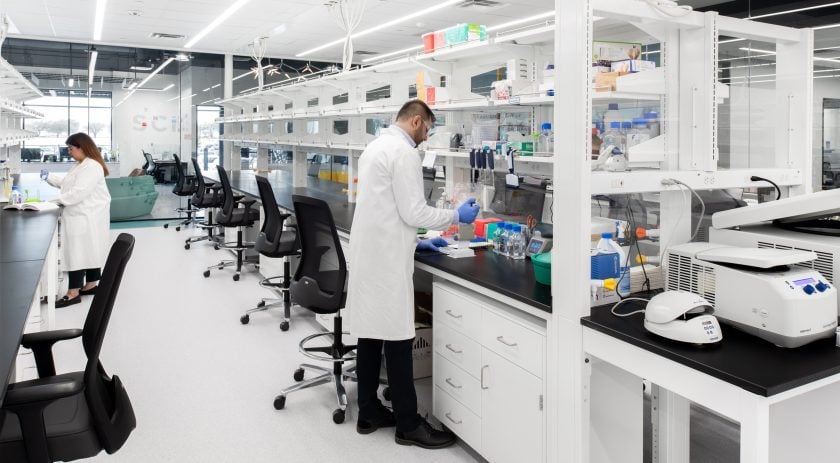 Open and flexible coworking lab space designed for biotech research and development