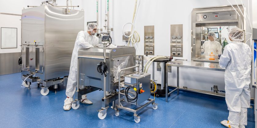 Downstream single use equipment for gene therapy manufacturing